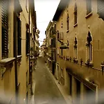 Dimora 4 Spade 4* Verona