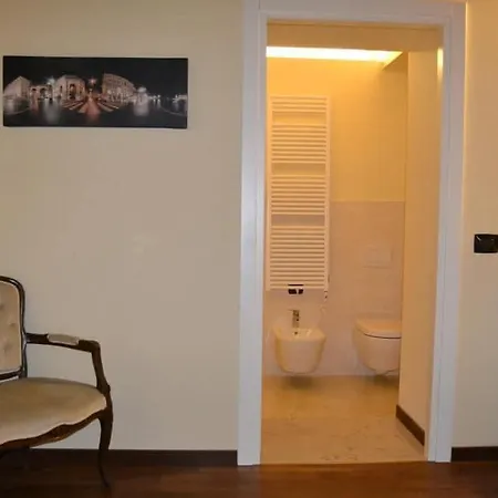 Dimora 4 Spade 4* Verona