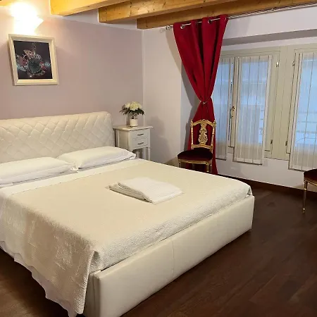 Dimora 4 Spade Penzion 4*