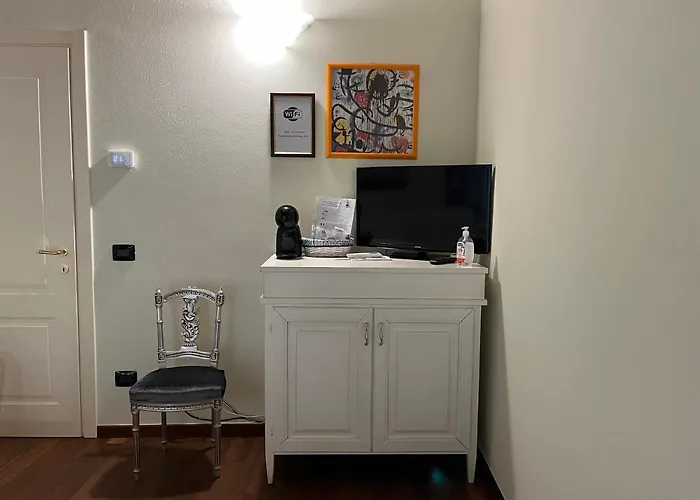 Dimora 4 Spade Верона