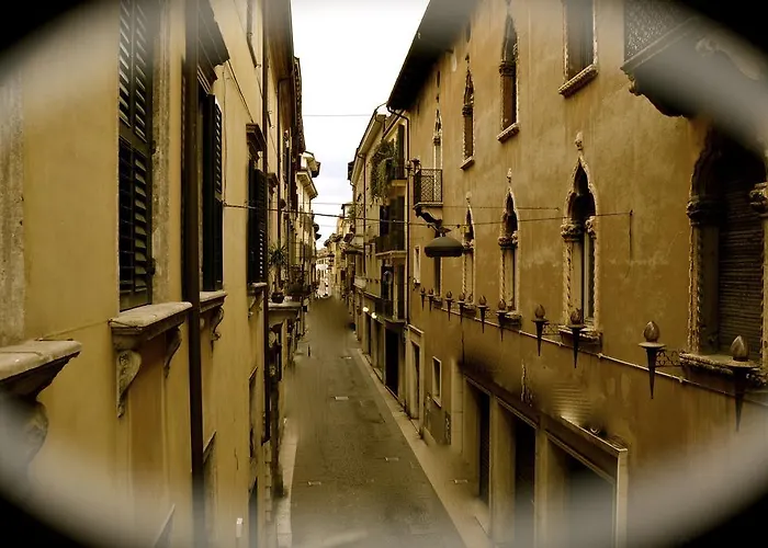 Dimora 4 Spade 4* Верона